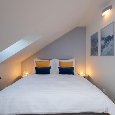 Seven Wishes Boutique Residence By Dwellfort Praga Esterno foto