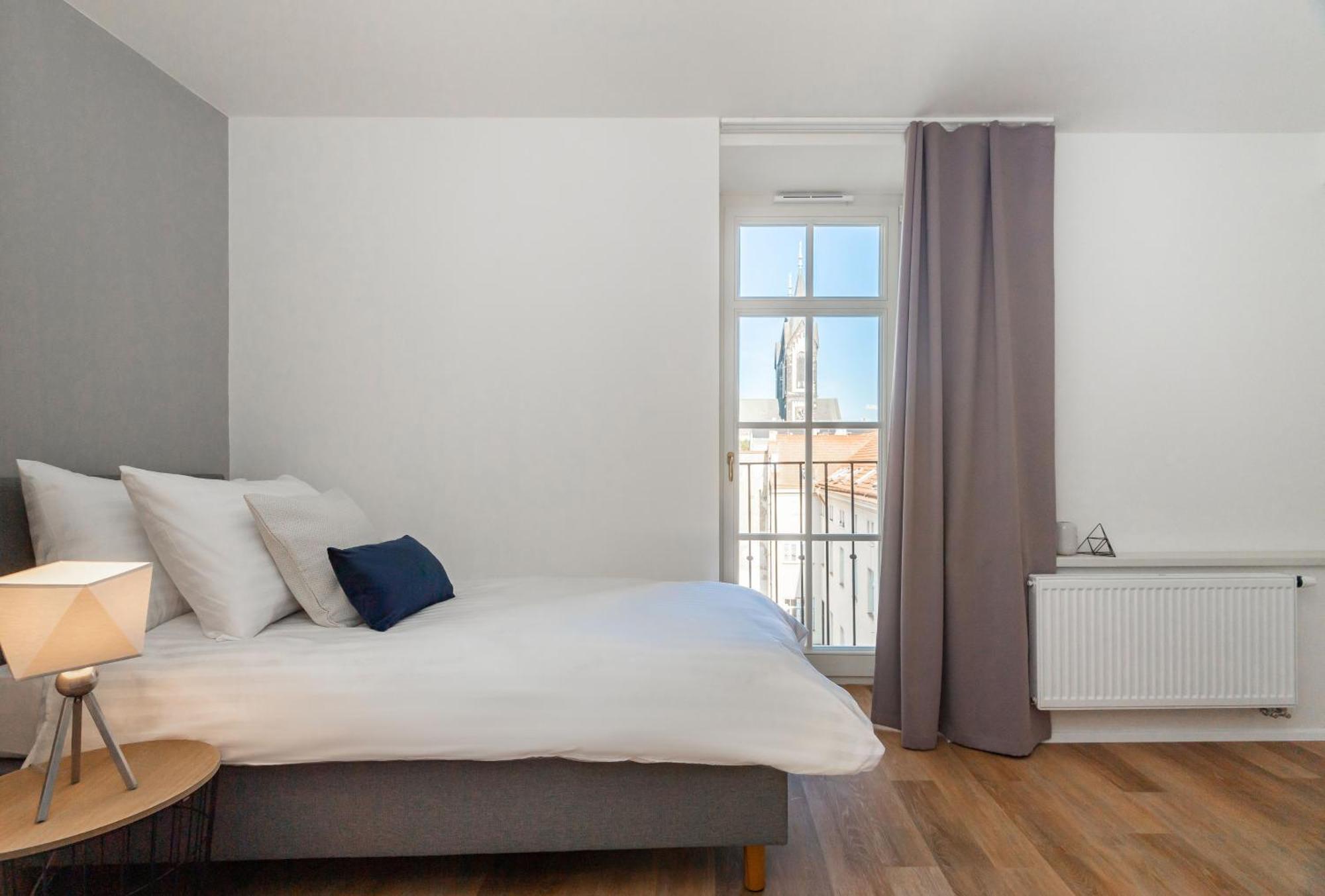 Seven Wishes Boutique Residence By Dwellfort Praga Esterno foto