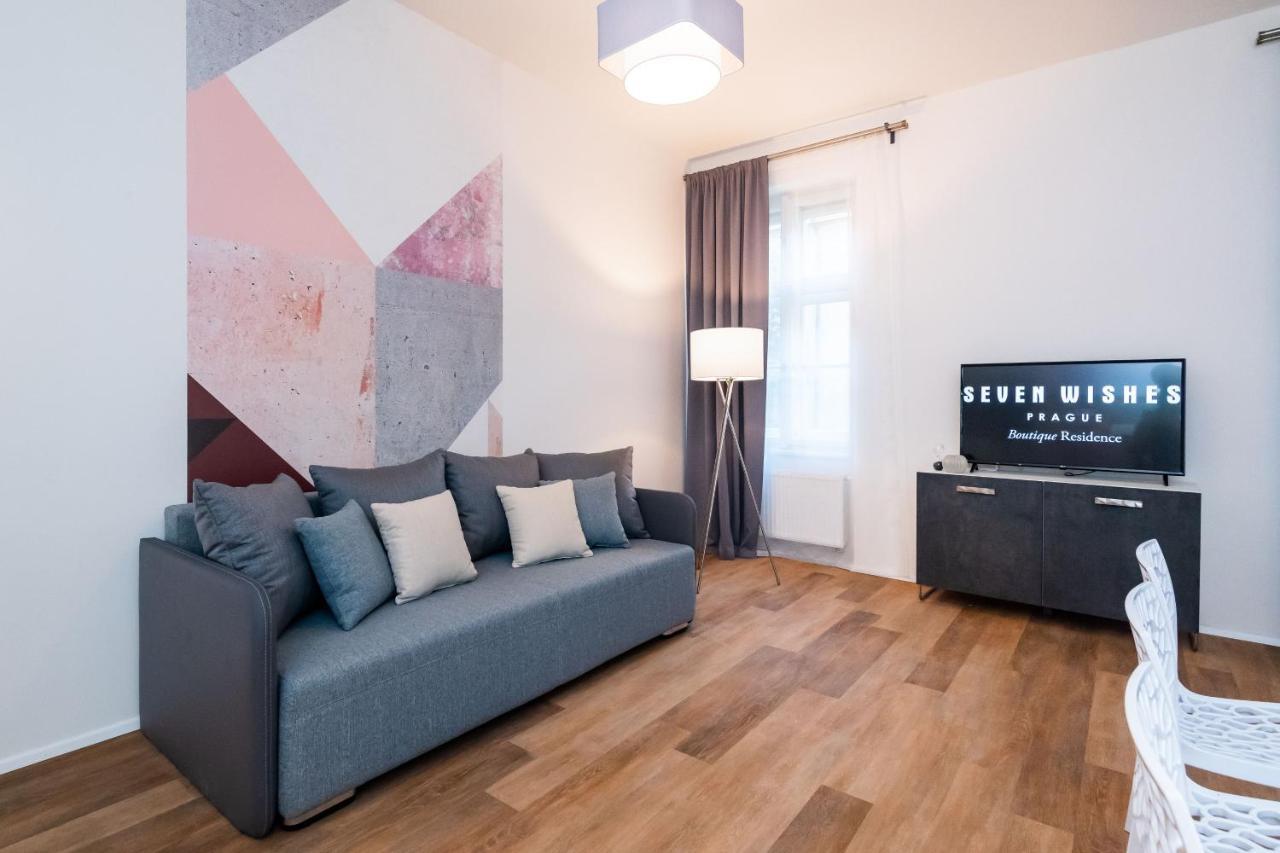 Seven Wishes Boutique Residence By Dwellfort Praga Esterno foto